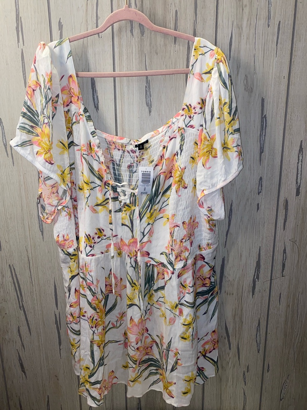 New Torrid Plus Size 6 Blouse